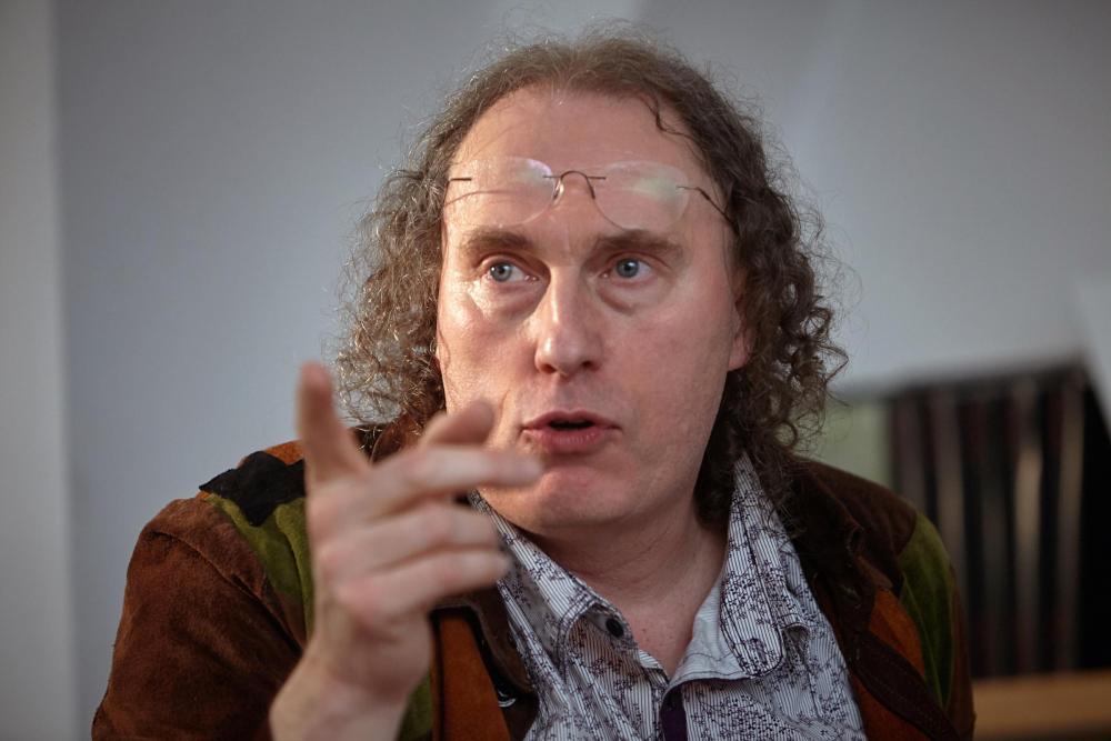 Obrázek: revolverr-18