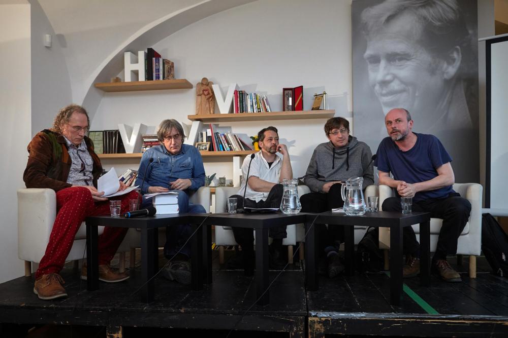 Obrázek: revolverr-17